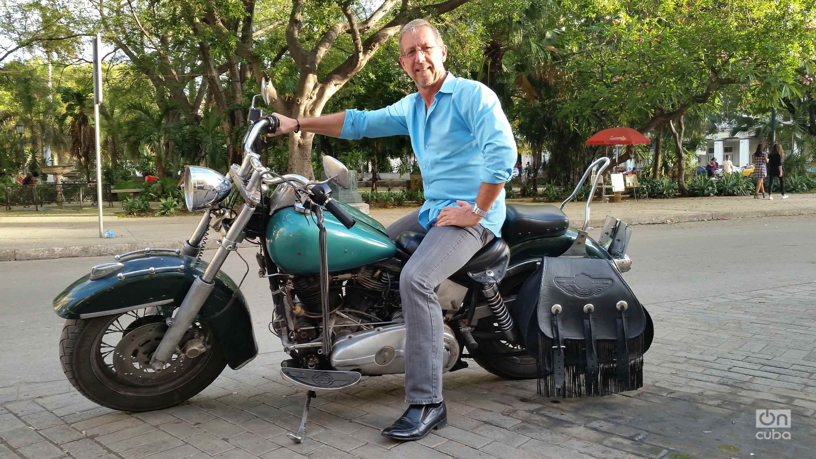 Christopher P Baker. La Habana