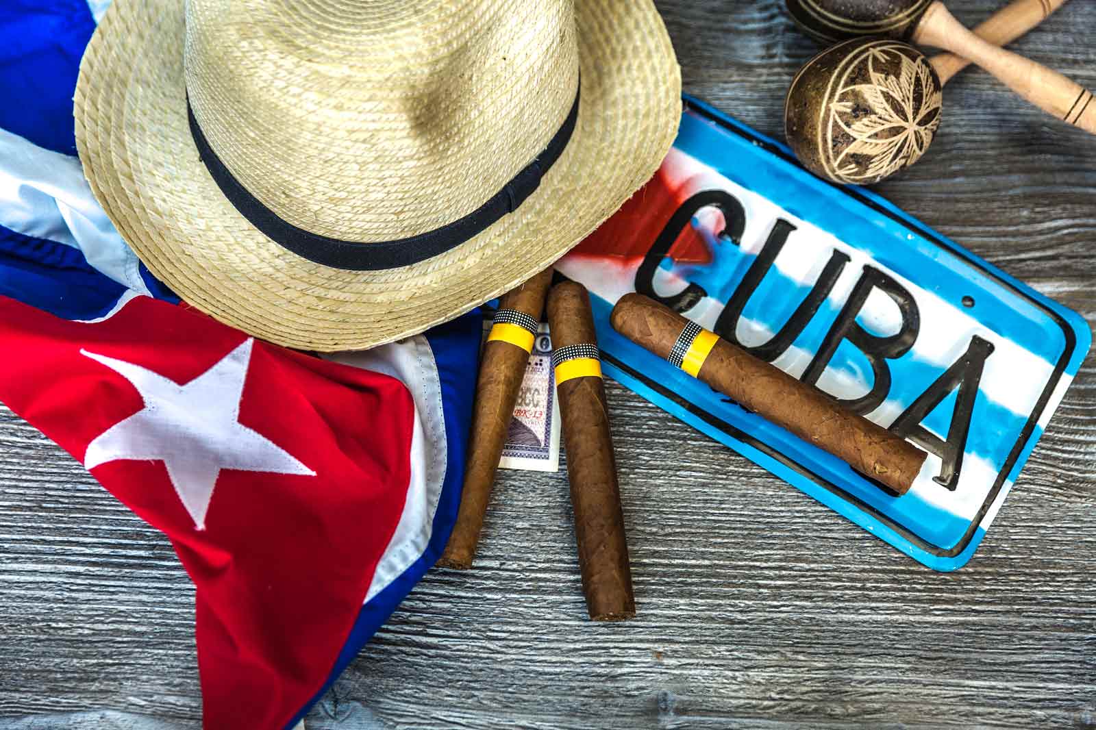 Cigar and rum tour